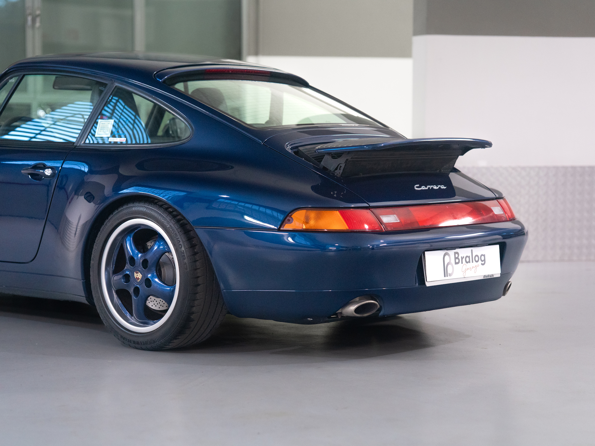 PORSCHE 911 993 CARRERA 2 SONDERWUNSK EDITION — miniatura 9