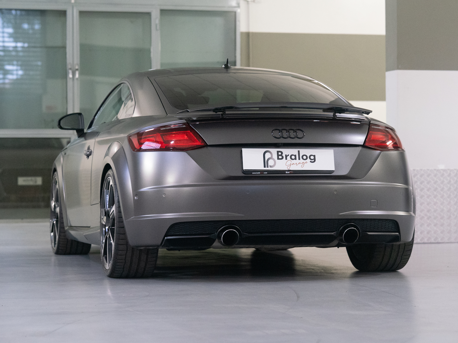 AUDI TT MK3 2.0 TFSI QUATTRO S-LINE — miniatura 9