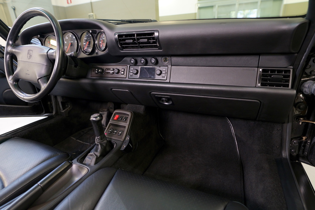 PORSCHE 911 993 CARRERA 4 — miniatura 20
