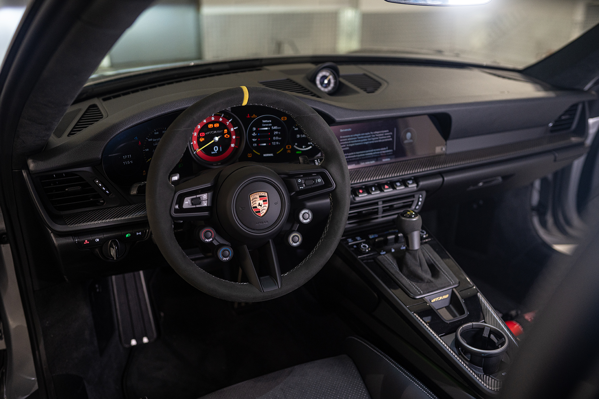 PORSCHE 911 992 GT3RS — miniatura 15