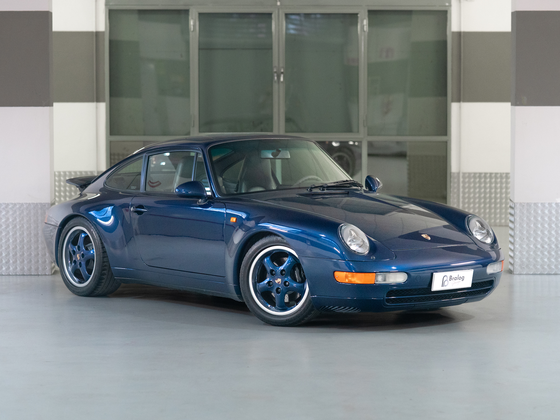 PORSCHE 911 993 CARRERA 2 SONDERWUNSK EDITION